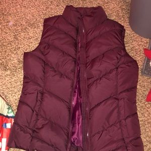 NEW burgundy vest size xs